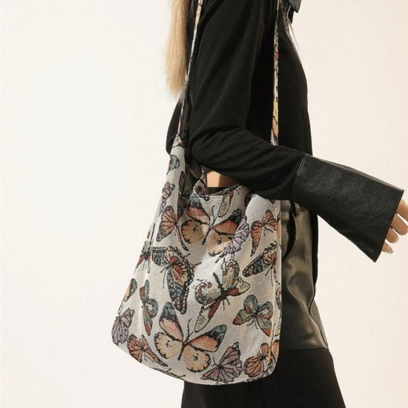 NEW Butterfly Print Embroidery Tote Bag - Picture 3 of 4